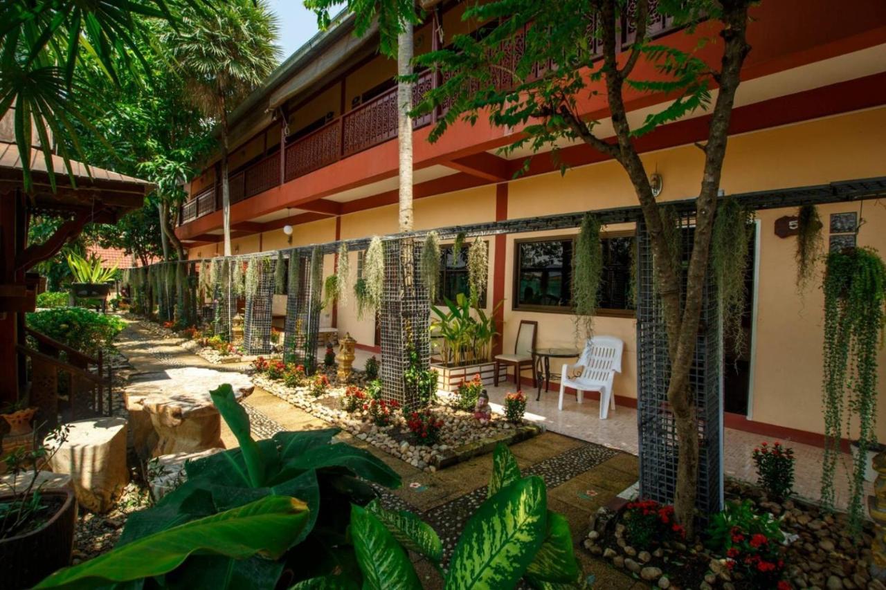Noble Night Guesthouse Kanchanaburi Exterior photo