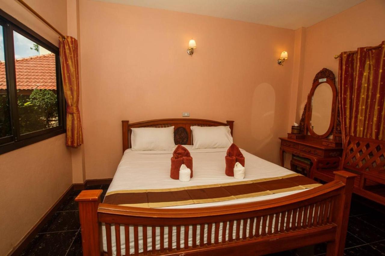 Noble Night Guesthouse Kanchanaburi Exterior photo