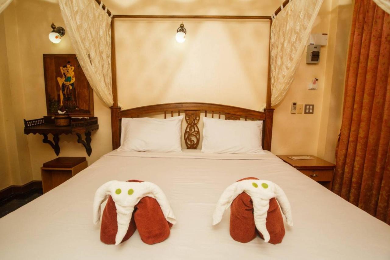 Noble Night Guesthouse Kanchanaburi Exterior photo
