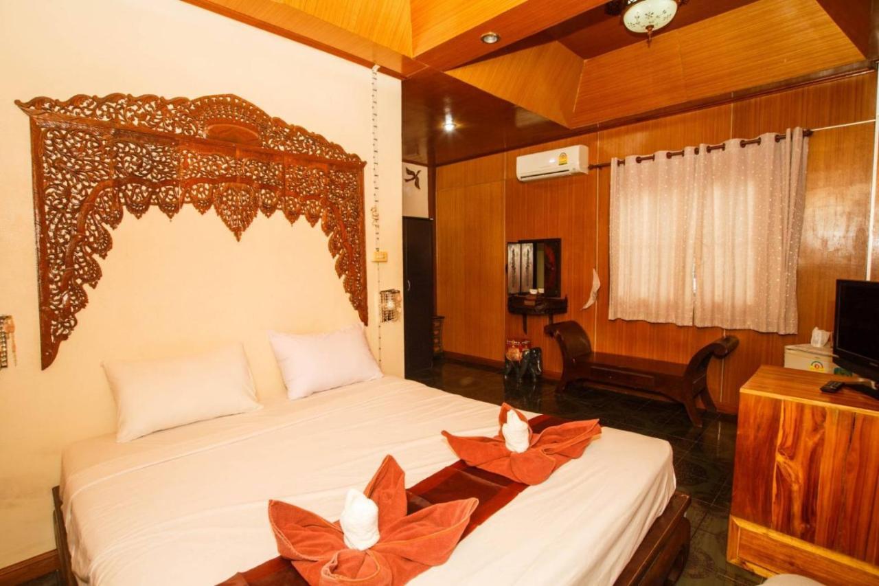Noble Night Guesthouse Kanchanaburi Exterior photo