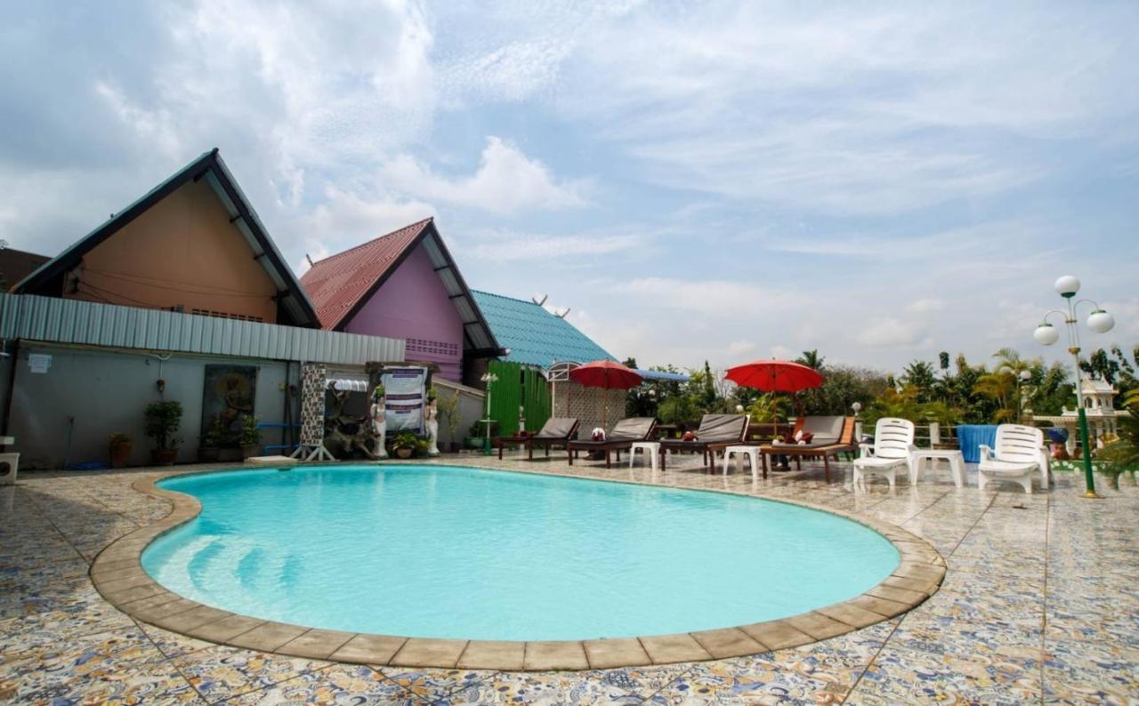 Noble Night Guesthouse Kanchanaburi Exterior photo