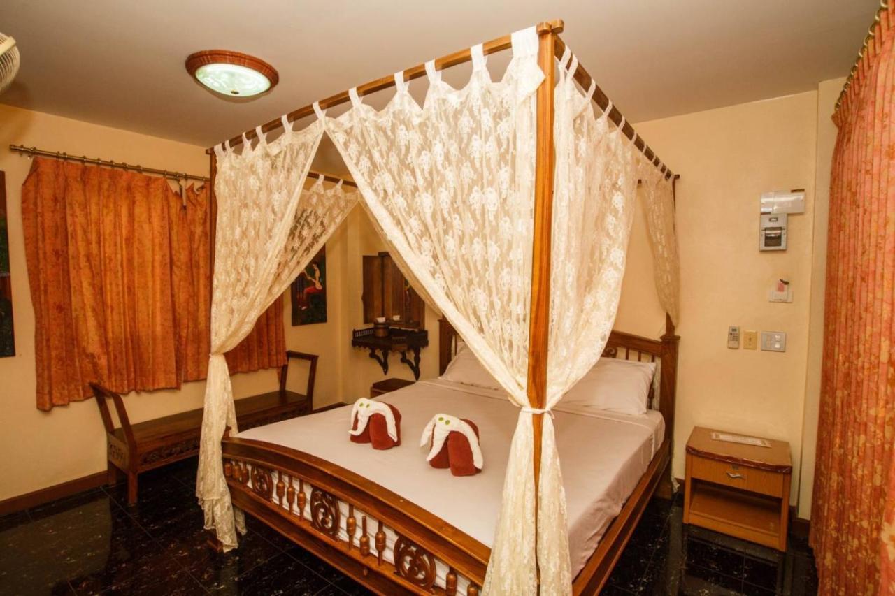 Noble Night Guesthouse Kanchanaburi Exterior photo