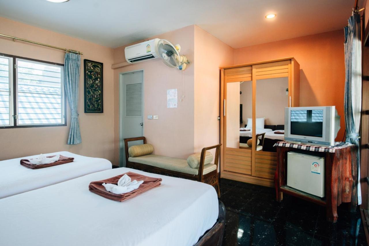 Noble Night Guesthouse Kanchanaburi Exterior photo