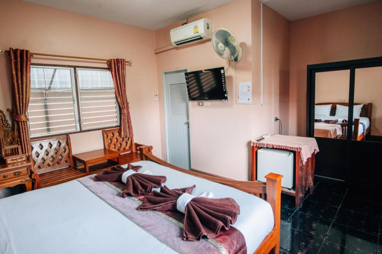 Noble Night Guesthouse Kanchanaburi Exterior photo